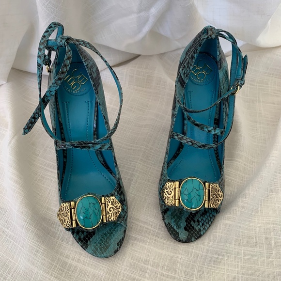 bcbg peep toe strappy pumps - Picture 1 of 5